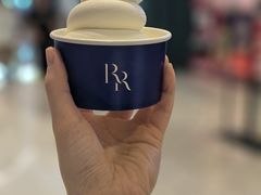 雪山芝士牛乳冰淇淋-the Roll'ING手作瑞士卷专门店(卓悦中心店)