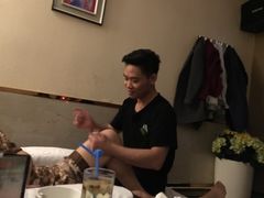 -金色印象·4K影院式足体养生(杨家坪西郊店)