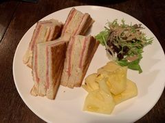 -古董花园(思南路42弄小区店)