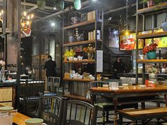 -琥珀老六龙虾(四里河店)