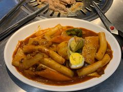 海鲜炒年糕-韩聚屋韩国烤肉餐厅(新北万达店)
