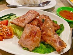 咖喱猪扒配饭-热浪岛马来餐厅
