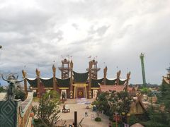 -七彩云南欢乐世界