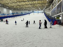 -乔波室内滑雪场