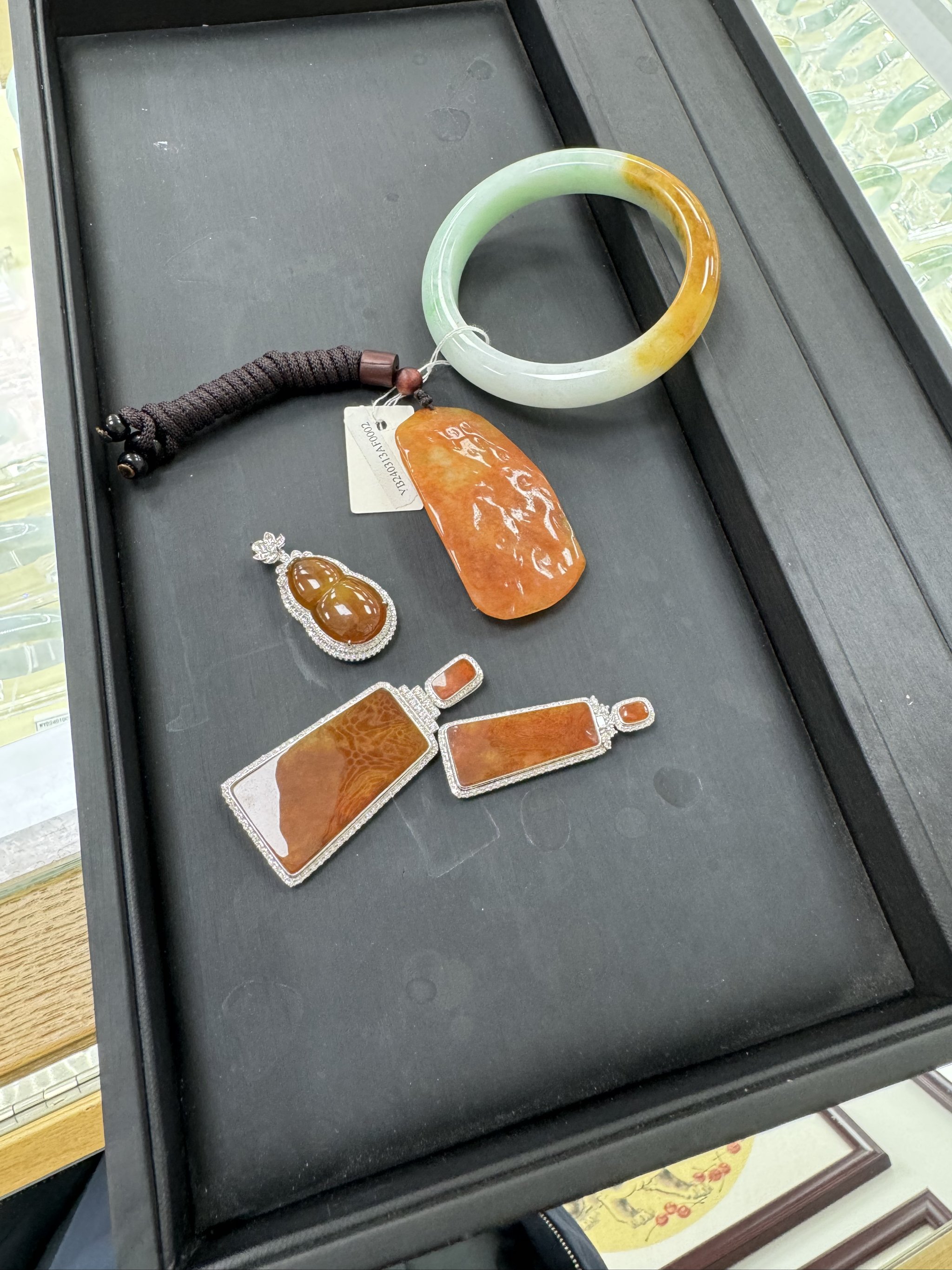 附近翡翠加工厂(翡翠加工基地) 第2张