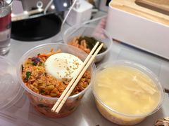 -拌来拌去石鍋拌飯(文鼎店)