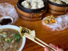 -罗卜李包子羊肉汤