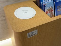 -上海银行陆家嘴支行户外职工爱心接力站