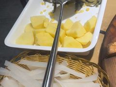 -万里闯关东铁锅炖菜馆(高新旗舰店)