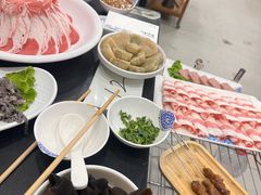 -楼外楼大刀肉传统火锅(西安大路店)