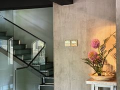-穹六人间 people 6(岳阳路店)