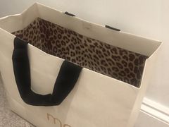 -伦敦比斯特购物村
