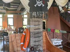 -黑胡子海盗主题餐厅海鲜烧烤