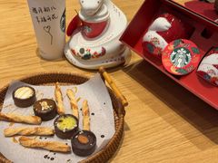 -星巴克(成都市中海右岸环宇坊店)