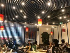 大堂-尚尚仙·酸汤猪手·猪肚鸡火锅(华联万柳购物中心店)