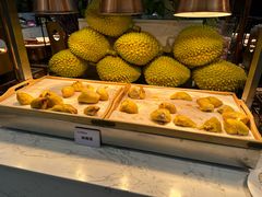 -川骄海鲜自助(王府井奥莱UP TOWN店原世界之花店)