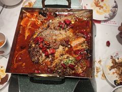 -渝是乎酸菜鱼(龙旗购物中心店)