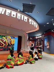 -奈尔宝家庭中心·亲子餐厅(北京东坝万达店)