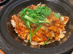 砂锅焗生鱼头-啫响粤煲料理(万好大厦店)