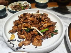 老爆三-大胡同天津菜·海肠捞饭·津门皮皮虾锅贴一绝(西姜井店)