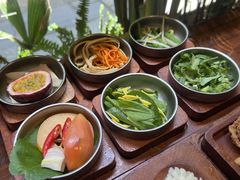 -银米·云南传统过桥米线(双廊黑金冠店)
