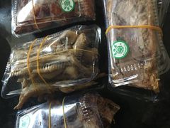 -陆稿荐观前街店