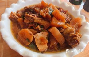 Beef Tail Stewed with Radish