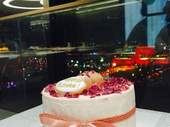 -半勺舒舒生日蛋糕店
