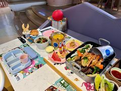 -水桶王国主题餐厅·聚会·生日派对·亲子活动·家庭套餐(亚龙湾希尔顿店)
