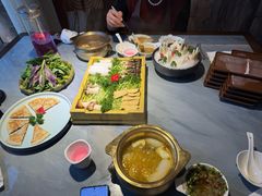 -慢丽江·云南野生菌土鸡锅(付家庄店)