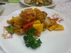 菠萝咕老肉-凤城礼记鱼翅海鲜酒家(新马路总店)
