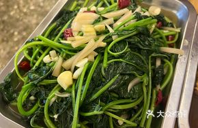 Pickled Bamboo Shoots with Sweet Potato Leaves