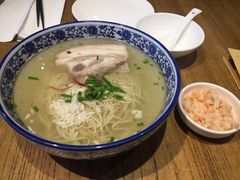 -新梅华·茶点餐厅(欧尚店)