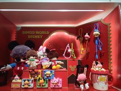 -泡泡玛特POPMART(上海环球港店)