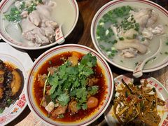 -老方桌烂蹄花川菜馆(九龙坡店)