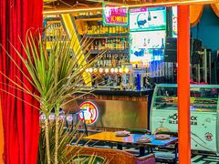 -Famous肥猫墨西哥音乐餐吧(五棵松华熙LIVE店)