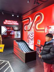 -乐高品牌旗舰店(人民广场店)