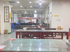 -牛一嘴·兰州牛肉面·大盘鸡(财富中心店)
