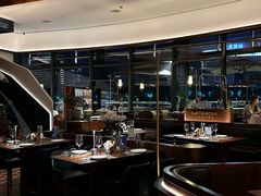 -MONICH牛排融合餐厅(和义大道购物中心店)