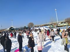 -汤山欢乐雪世界