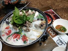 -88号小吃店·经典云南菜·地道纳西美食
