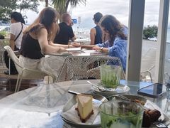 -Takapuna Beach Cafe