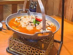 -老滇山寨•云南特色菜•地方菜•民族风情歌舞表演(金碧店)