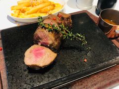 -Erman岩烧牛排(虹桥南丰城店)
