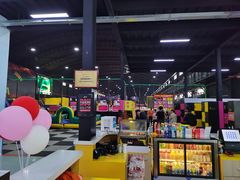 -嘿哟动霸CHUA·新潮玩运动娱乐中心·蹦床滑冰团建乐园