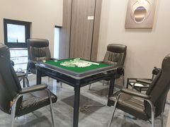 -开心棋牌(沪南路店)