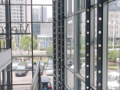 -杭州中升之星奔驰4S店(滨江店)