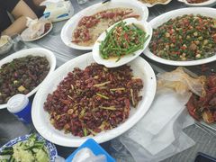 -去吃小龙虾·江湖菜·烧烤(南滨路店)