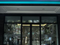 -维乐口腔·埃齐门诊(静安店)