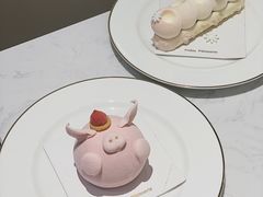 -Fridi Patisserie Cafe